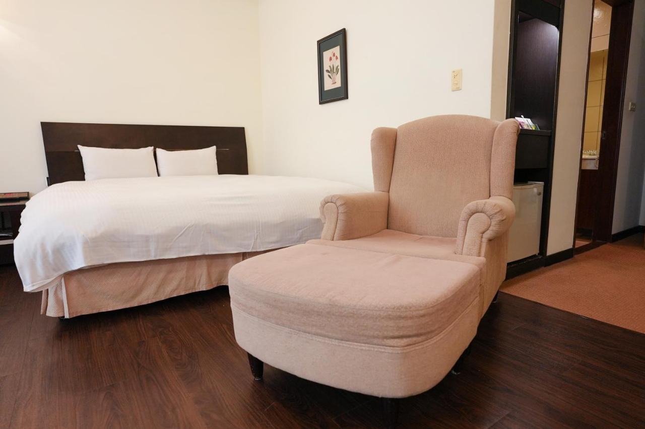 טאיצ'ונג Herkang Hotel מראה חיצוני תמונה