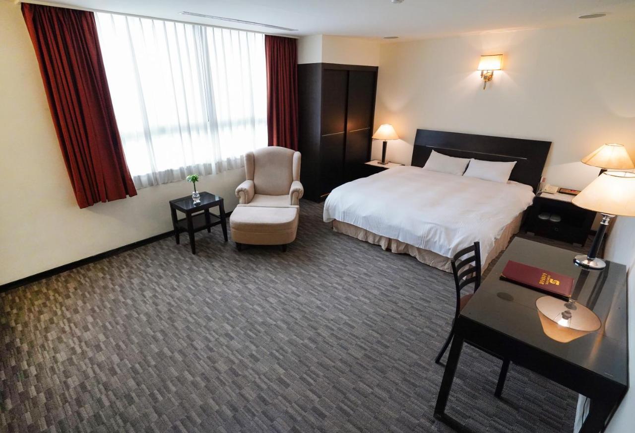 טאיצ'ונג Herkang Hotel מראה חיצוני תמונה