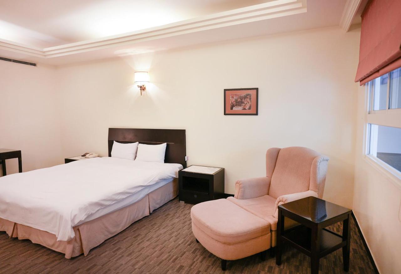 טאיצ'ונג Herkang Hotel מראה חיצוני תמונה