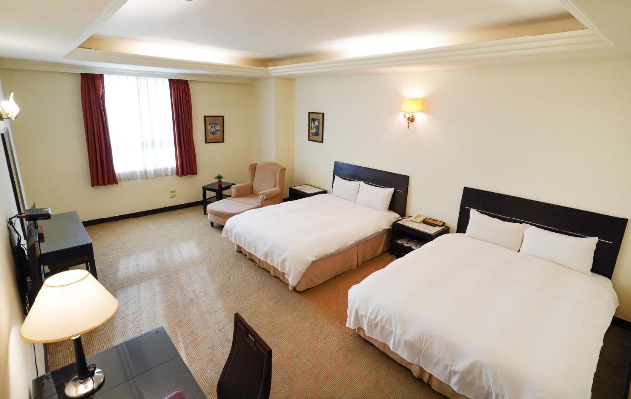 טאיצ'ונג Herkang Hotel מראה חיצוני תמונה