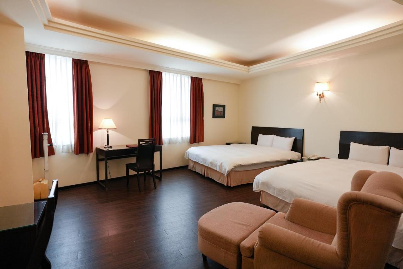 טאיצ'ונג Herkang Hotel מראה חיצוני תמונה